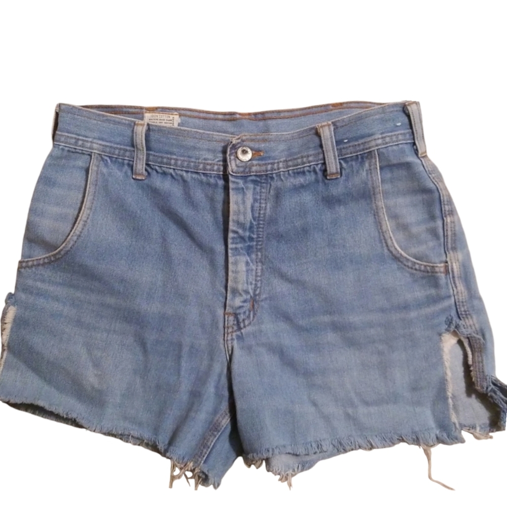Authentic Vintage Shorts Size 32 - Picture 1 of 7